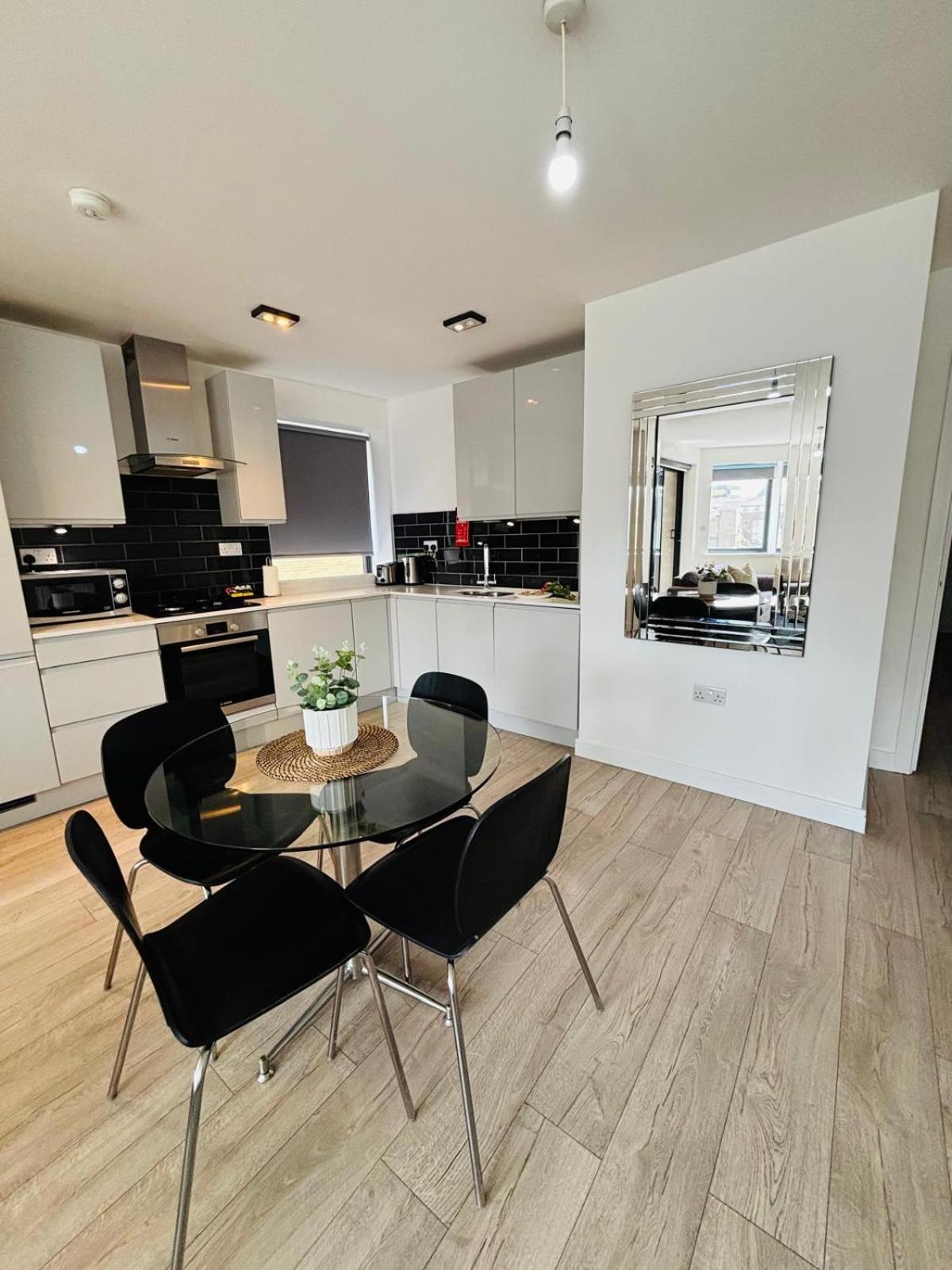 City Aldgate Apartments Londres Exterior foto
